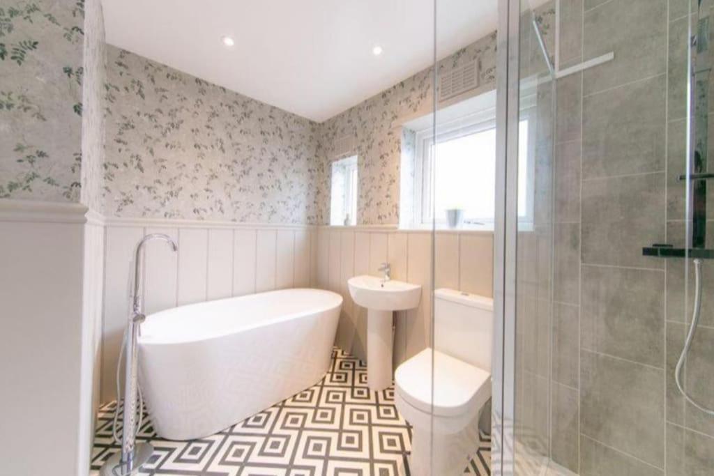 Recently Refurbished Home. Poulton-le-Fylde Esterno foto